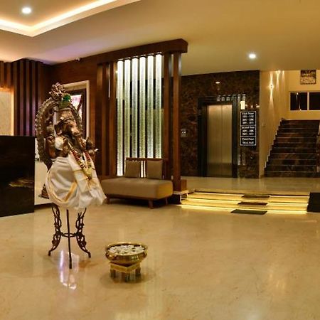 קוימבטור Hotel Nivetha Inn מראה חיצוני תמונה