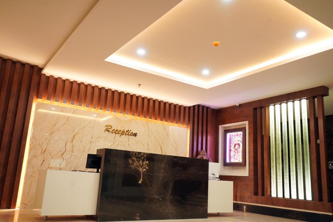קוימבטור Hotel Nivetha Inn מראה חיצוני תמונה