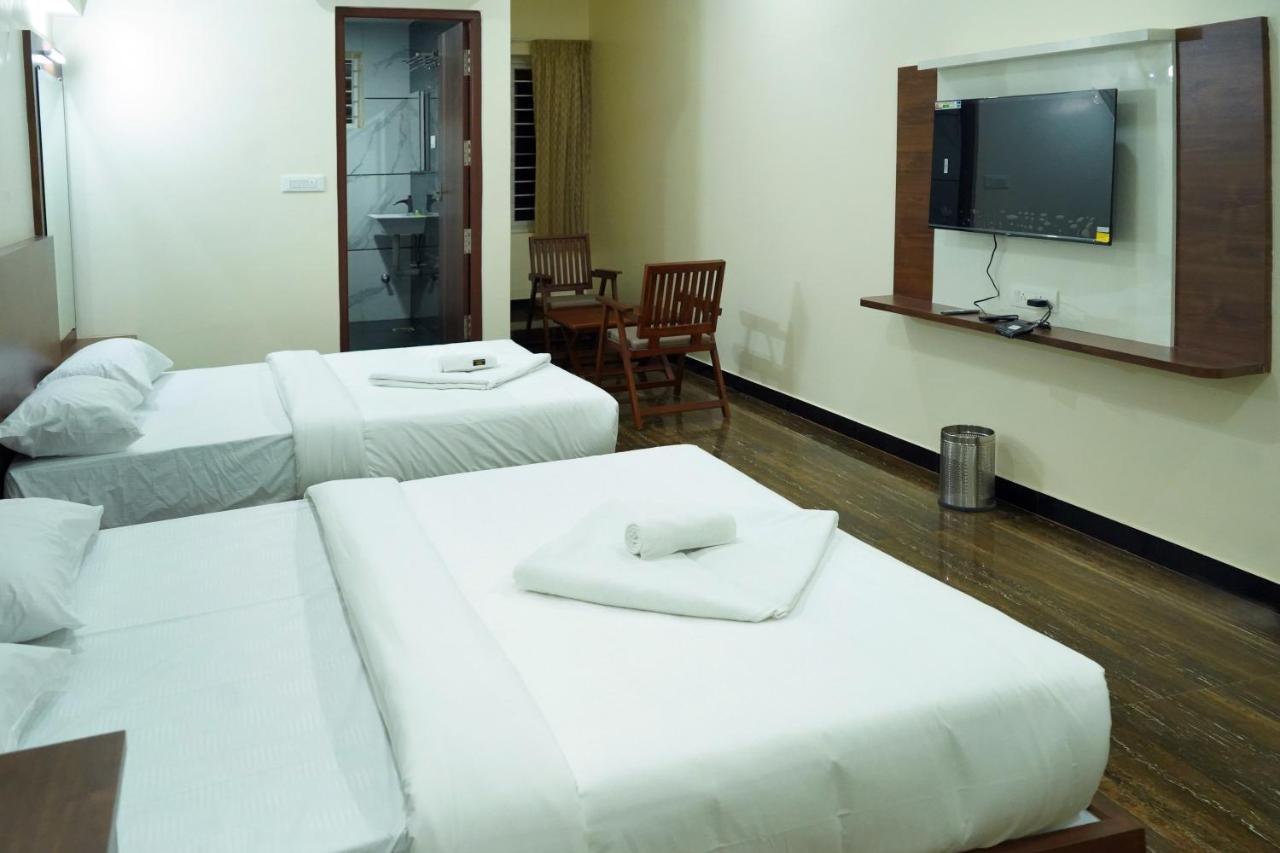 קוימבטור Hotel Nivetha Inn מראה חיצוני תמונה